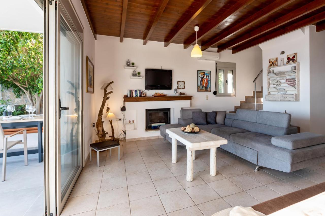 Achlia Beach Villa Extérieur photo